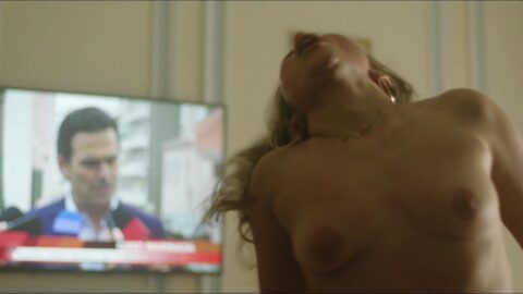 Maria Sampaio Nude Prisao Domiciliaria S01E01 2021 01