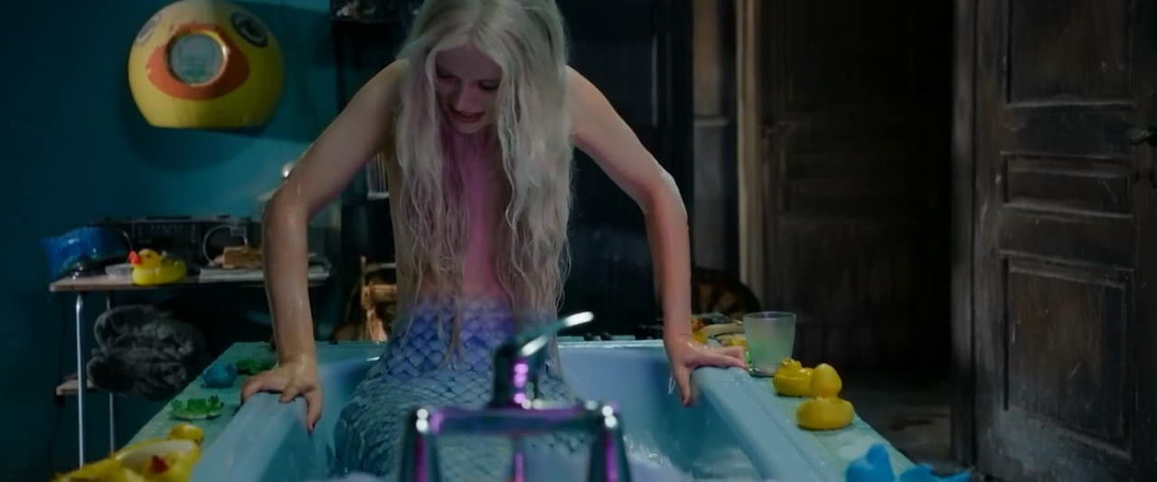 Marilyn Lima cleavage movie scene 2020 Marilyn Lima cleavage movie scene 2020