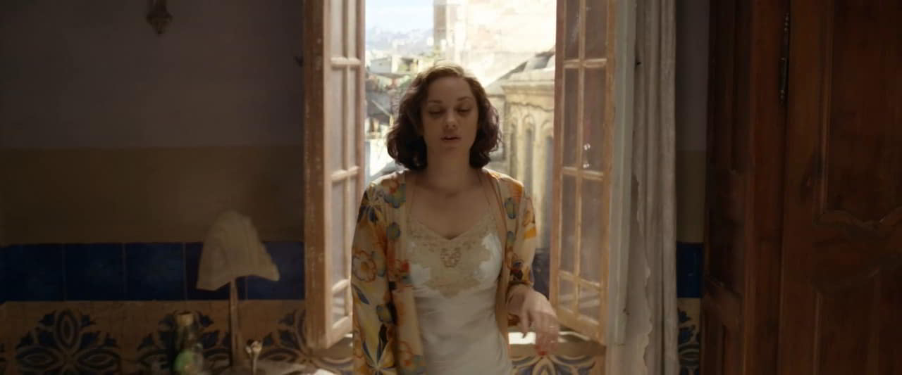 Marion Cotillard cleavage movie scene 2016 Marion Cotillard cleavage movie scene 2016