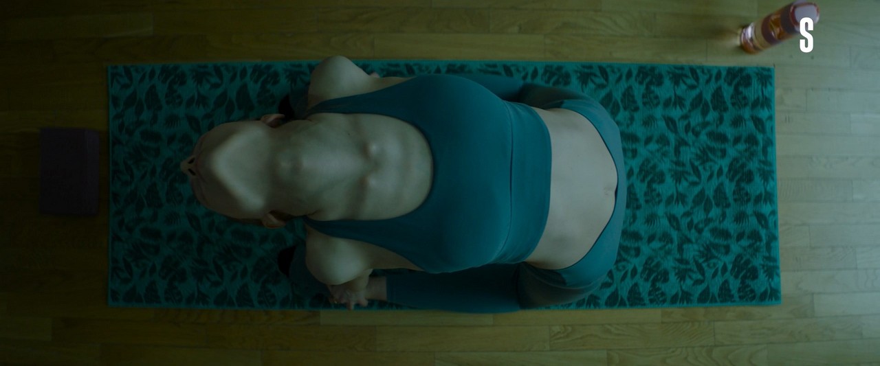 Mariya Fomina bare butt in Container - S01E05 Mariya Fomina bare butt in Container - S01E05