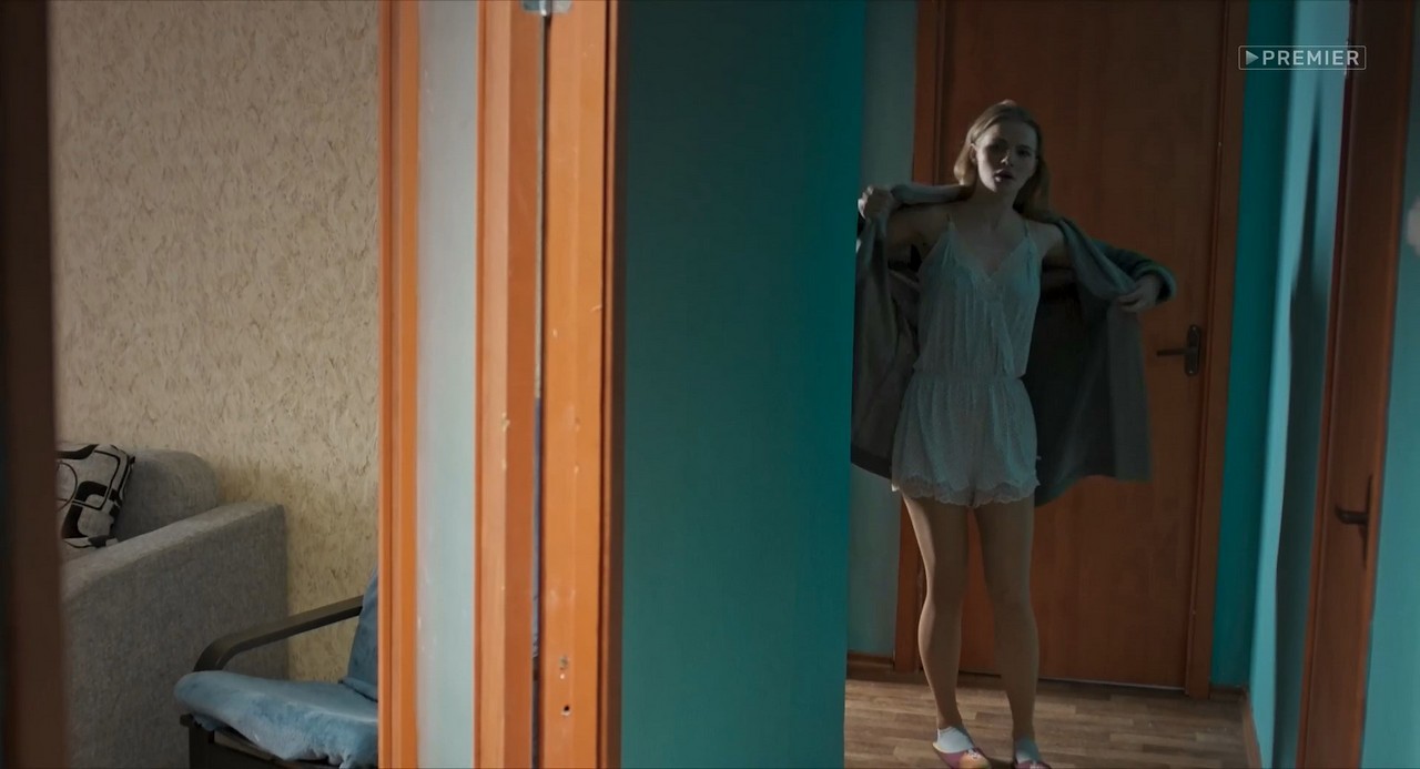 Mariya Uljanova cleavage movie scene 2020 Mariya Uljanova cleavage movie scene 2020