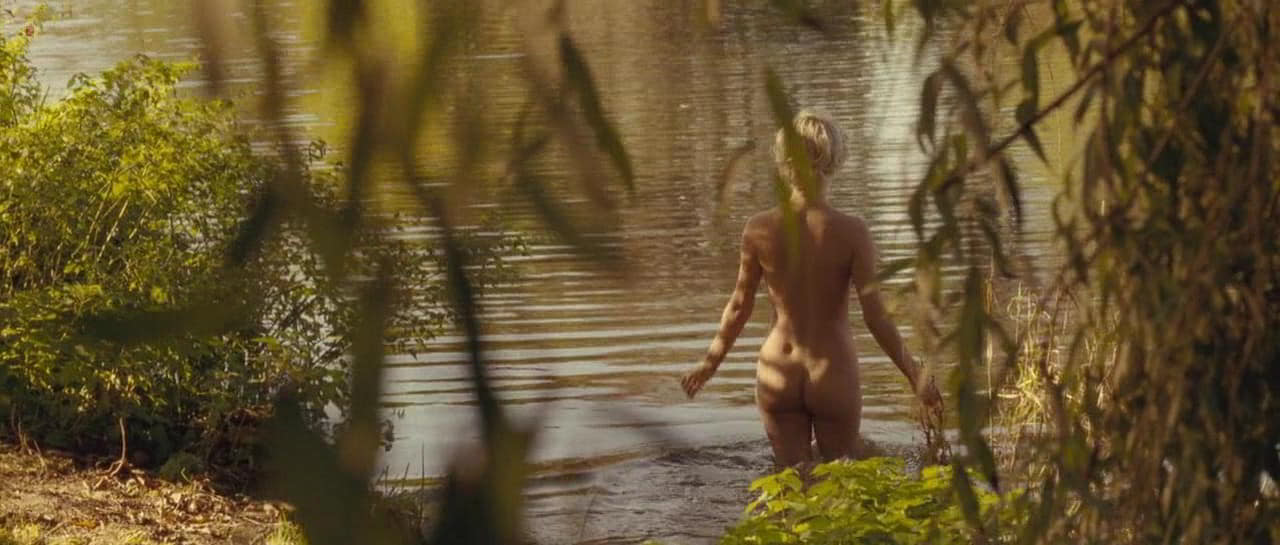 Michelle Williams topless My Week With Marilyn Michelle Williams topless My Week With Marilyn