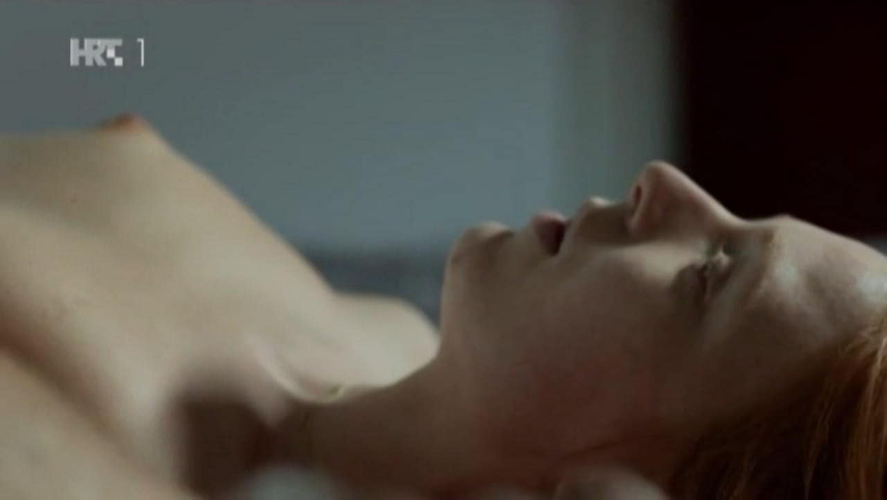Natasa Janjic nude scene in Da sam ja netko - S01E02 Natasa Janjic nude scene in Da sam ja netko - S01E02