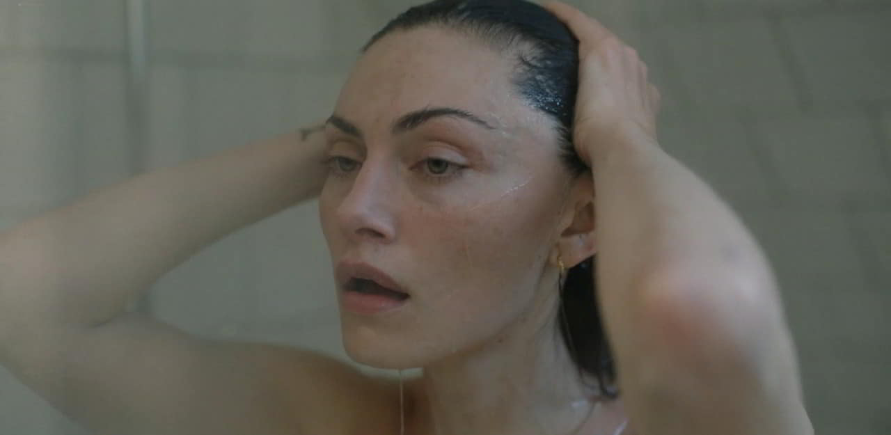 Phoebe Tonkin cleavage movie scene 2026 Phoebe Tonkin cleavage movie scene 2026
