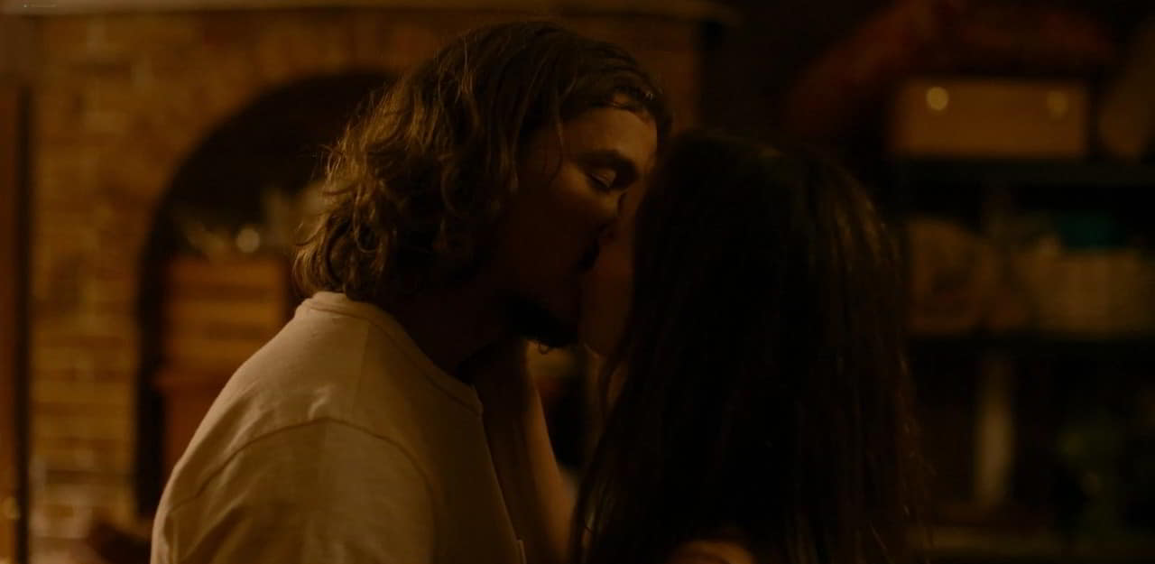Phoebe Tonkin cleavage movie scene 2026 Phoebe Tonkin cleavage movie scene 2026