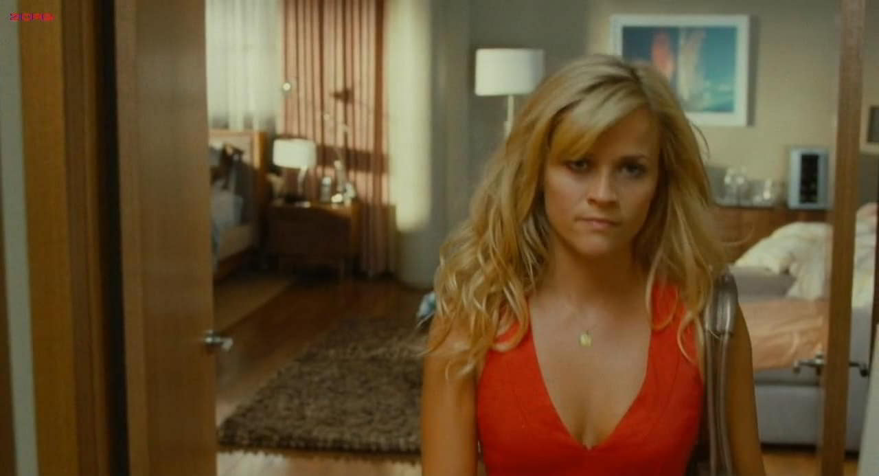 Reese Witherspoon bare butt in How Do You Know Reese Witherspoon bare butt in How Do You Know