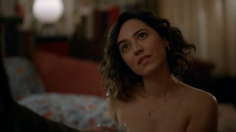 Sara Amini Sexy Lucky Hank S01E03 2023 4