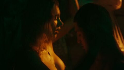 Stefani Mota Nude Irmaos Freitas S01E01 2019 4