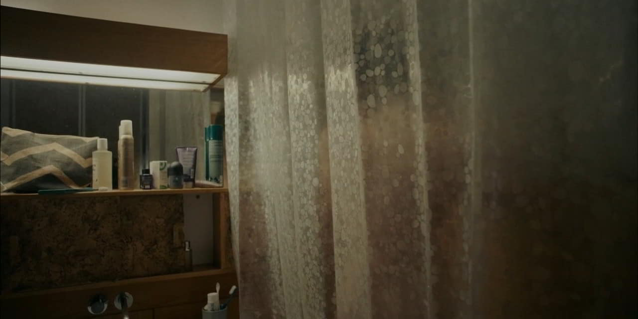 Suzanne Clement cleavage movie scene 2020 Suzanne Clement cleavage movie scene 2020