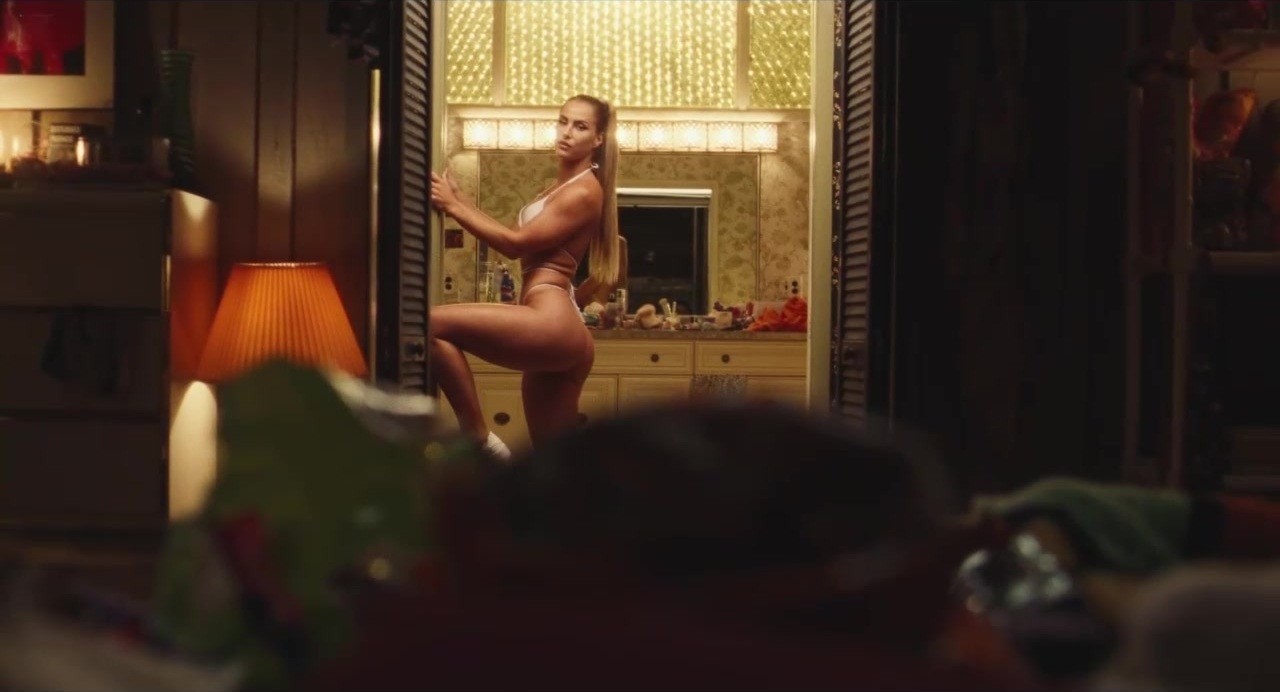 Sydney Sweeney nude scene in Euphoria - S02E02 Sydney Sweeney nude scene in Euphoria - S02E02