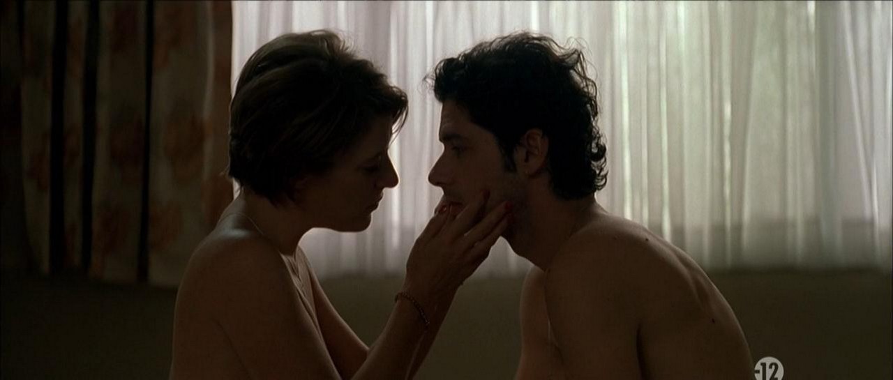Hot Valeria Bruni Tedeschi explicit scene 2005 Hot Valeria Bruni Tedeschi explicit scene 2005