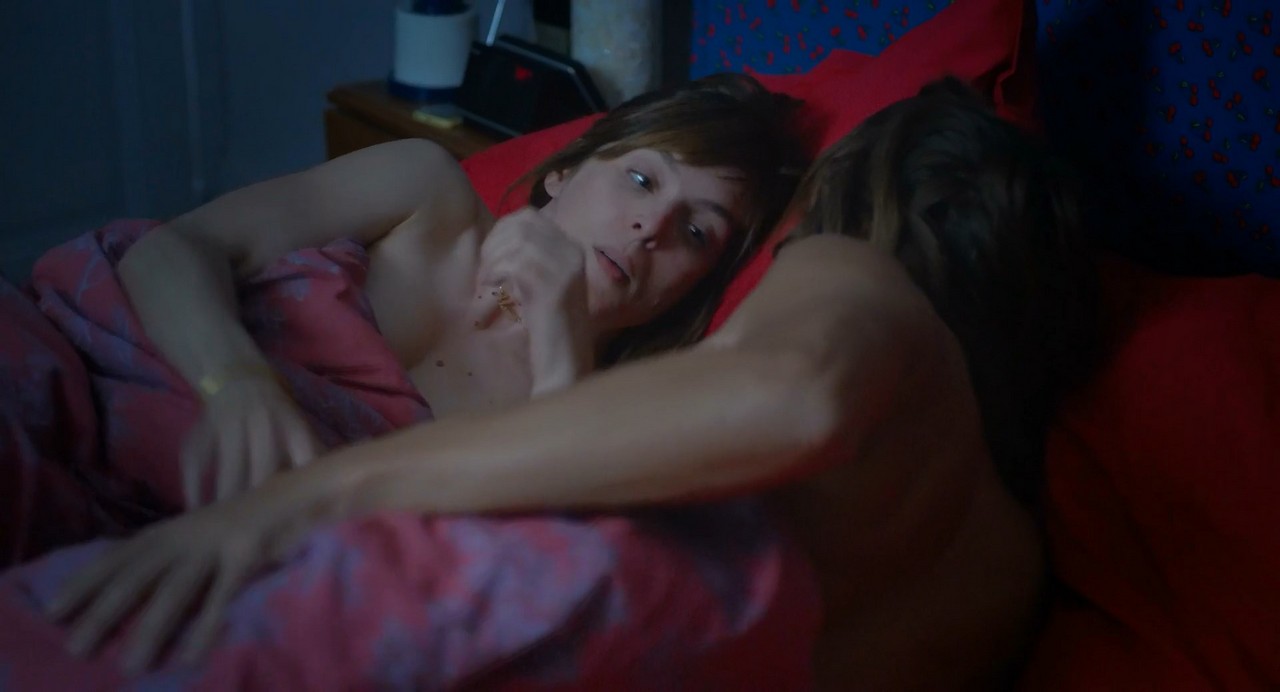 Valerie Donzelli topless Notre Dame Valerie Donzelli topless Notre Dame