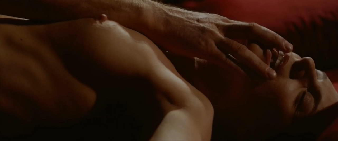 Naked Veronique Picciotto hot video Naked Veronique Picciotto hot video
