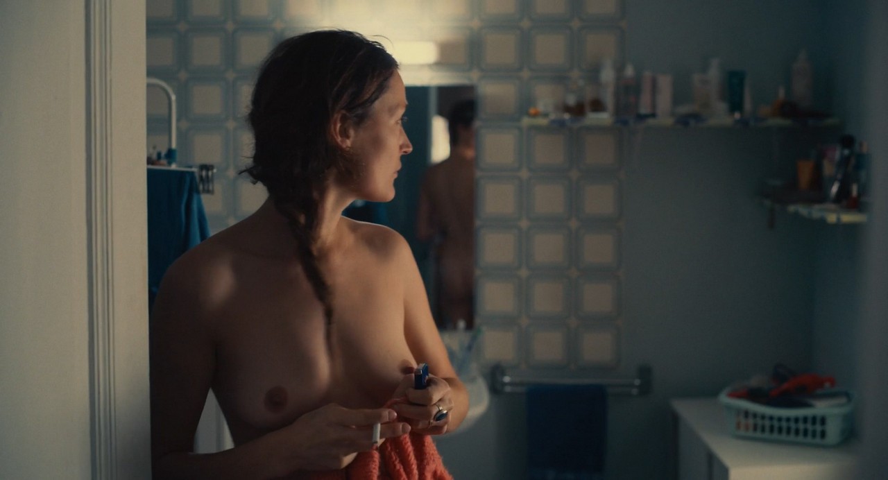 Vicky Krieps cleavage movie scene 2021 Vicky Krieps cleavage movie scene 2021