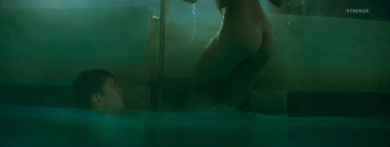 Viktoriya Isakova bare butt in Chelovek iz Podolska Viktoriya Isakova bare butt in Chelovek iz Podolska
