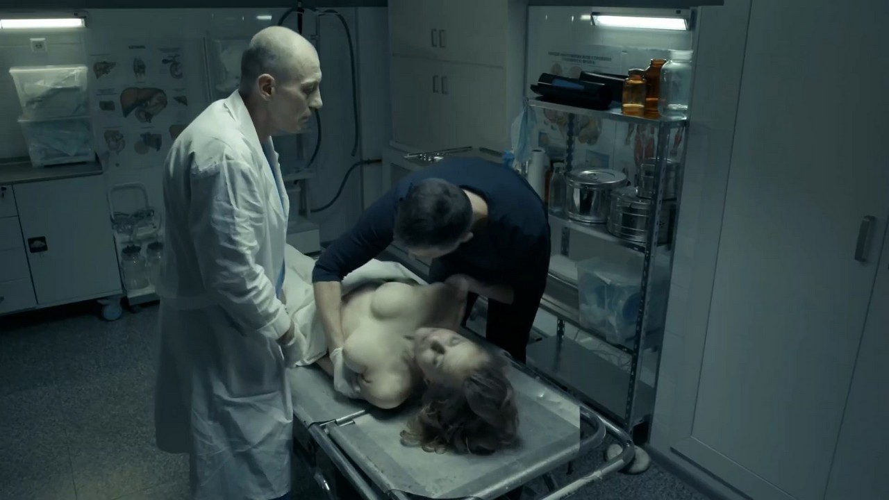 Viktoriya Klinkova nude scene in Zlye deti - S01E01 Viktoriya Klinkova nude scene in Zlye deti - S01E01
