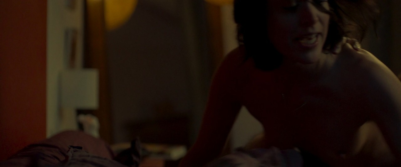Vimala Pons cleavage movie scene 2022 Vimala Pons cleavage movie scene 2022