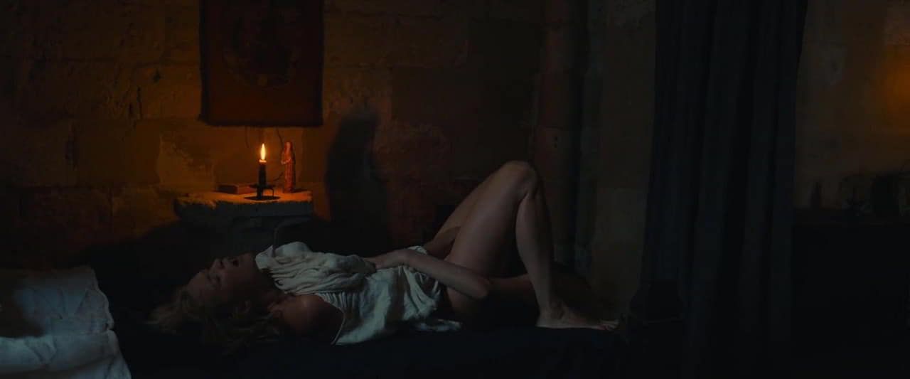 Virginie Efira, Daphne Patakia cleavage movie scene 2021 Virginie Efira, Daphne Patakia cleavage movie scene 2021