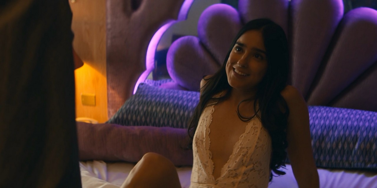 Viviana Serna bare butt in Narcos: Mexico - S02E07 Viviana Serna bare butt in Narcos: Mexico - S02E07