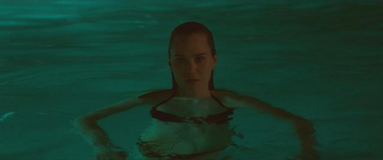 Wendy McColm, Nora Kirkpatrick cleavage movie scene 2015 Wendy McColm, Nora Kirkpatrick cleavage movie scene 2015