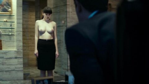 Yuliya Snigir Nude Pro lyubov 2015 1