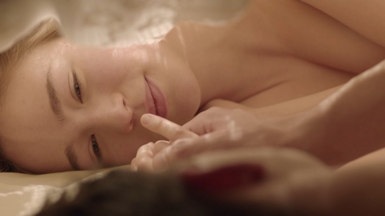 Zofia Wichlacz nude scene in World On Fire - S01E01 Zofia Wichlacz nude scene in World On Fire - S01E01