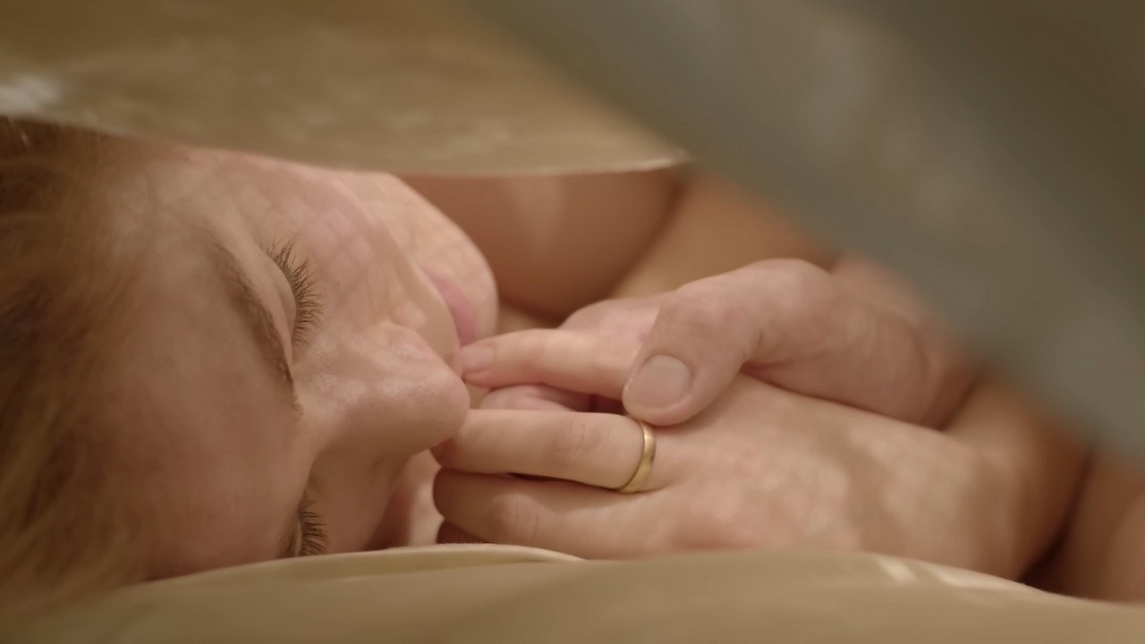 Zofia Wichlacz cleavage movie scene 2019 Zofia Wichlacz cleavage movie scene 2019