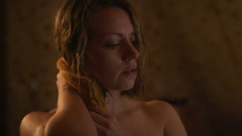 Alice Dwyer Nude Black Island Schwarze Insel 2021 04