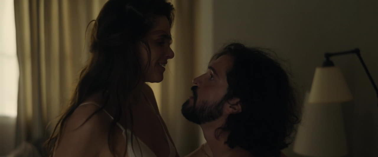 Amanda Peet nude scene in Your Friends & Neighbors - S02E09 Amanda Peet nude scene in Your Friends & Neighbors - S02E09