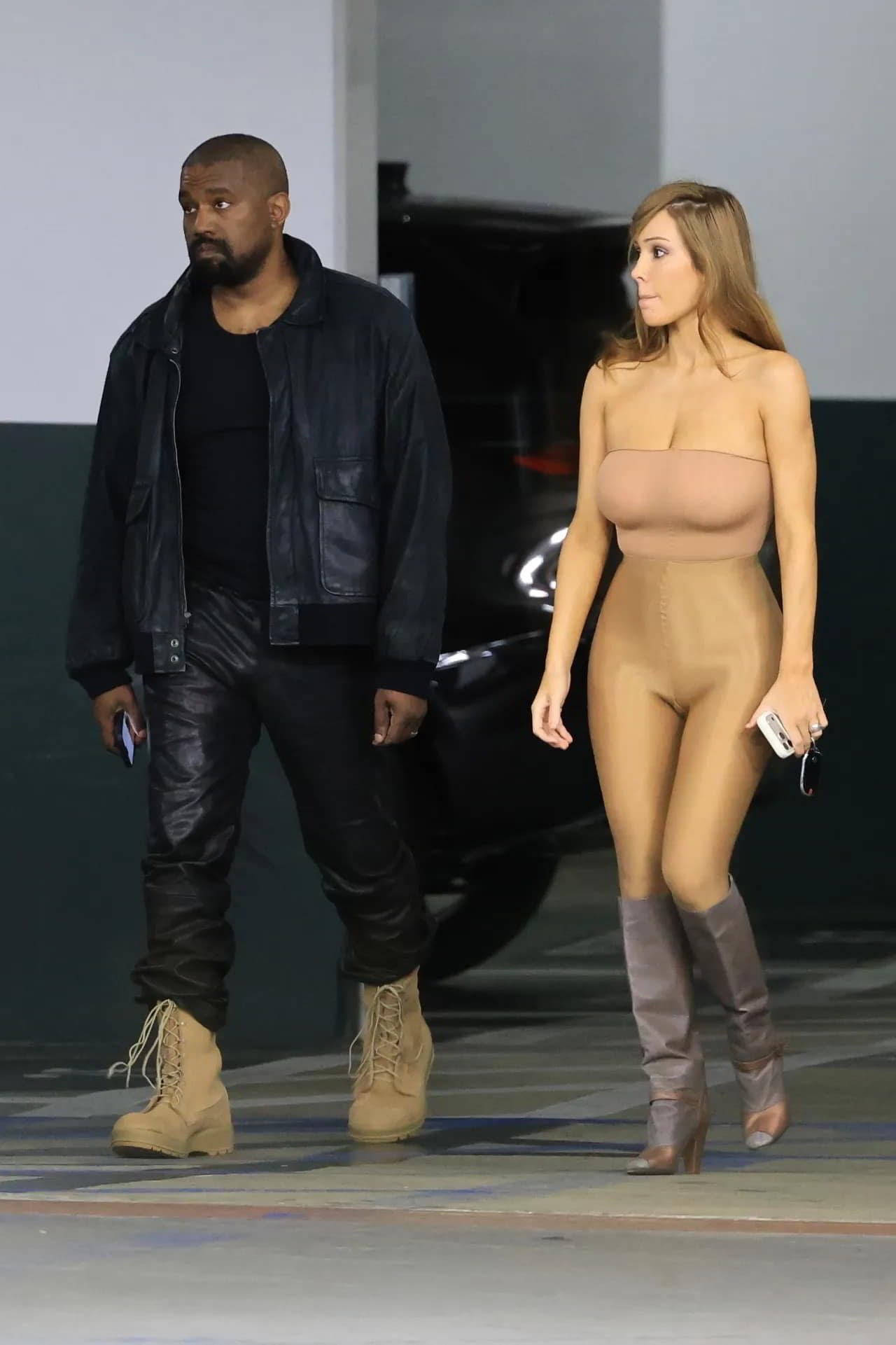 Watch Bianca Censori Flaunts Her Fabulous Figure in a Skin naked video Watch Bianca Censori Flaunts Her Fabulous Figure in a Skin naked video