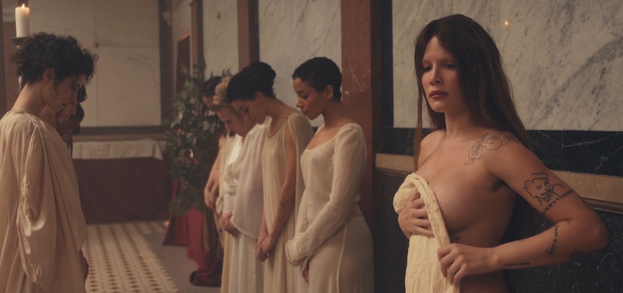 Halsey cleavage movie scene 2021 Halsey cleavage movie scene 2021