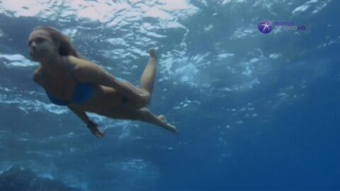 Indiana Evans Sexy Blue Lagoon The Awakening 2012 03