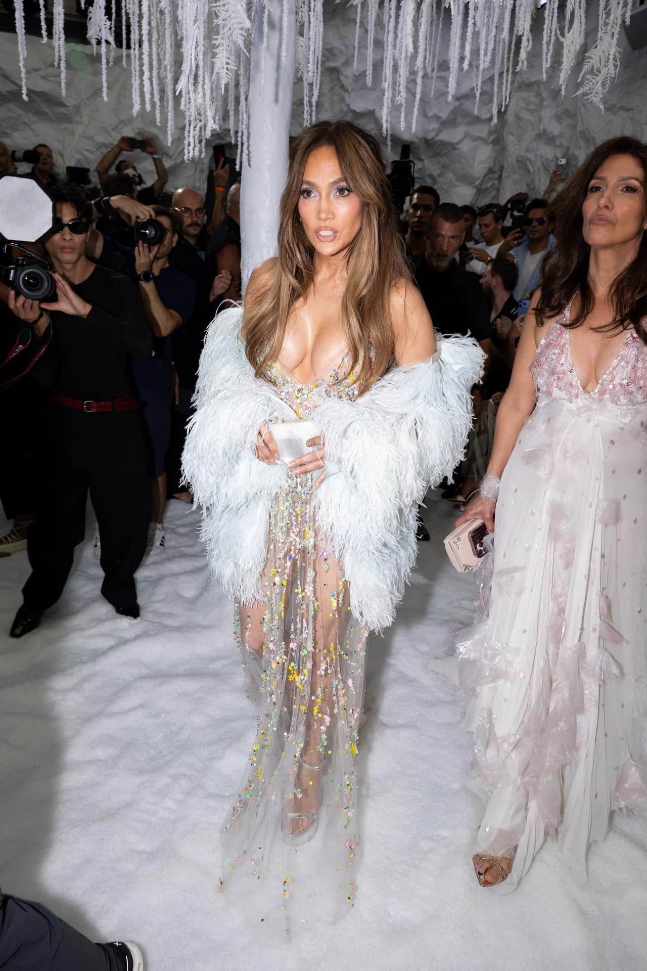 Jennifer Lopez Hard Nipples and Massive Cleavage in a Completely See nude scene Jennifer Lopez Hard Nipples and Massive Cleavage in a Completely See nude scene