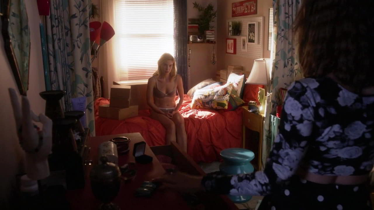 Laura Ramsey nude scene in Hindsight - S01E01-02 Laura Ramsey nude scene in Hindsight - S01E01-02