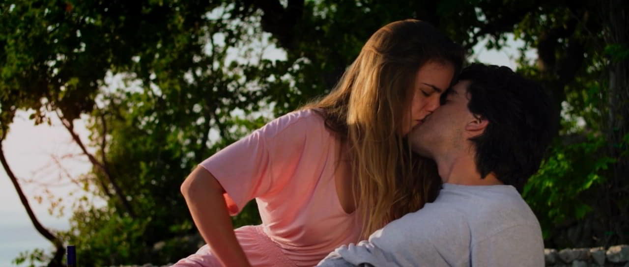 Lea Sekulic cleavage movie scene 2019 Lea Sekulic cleavage movie scene 2019