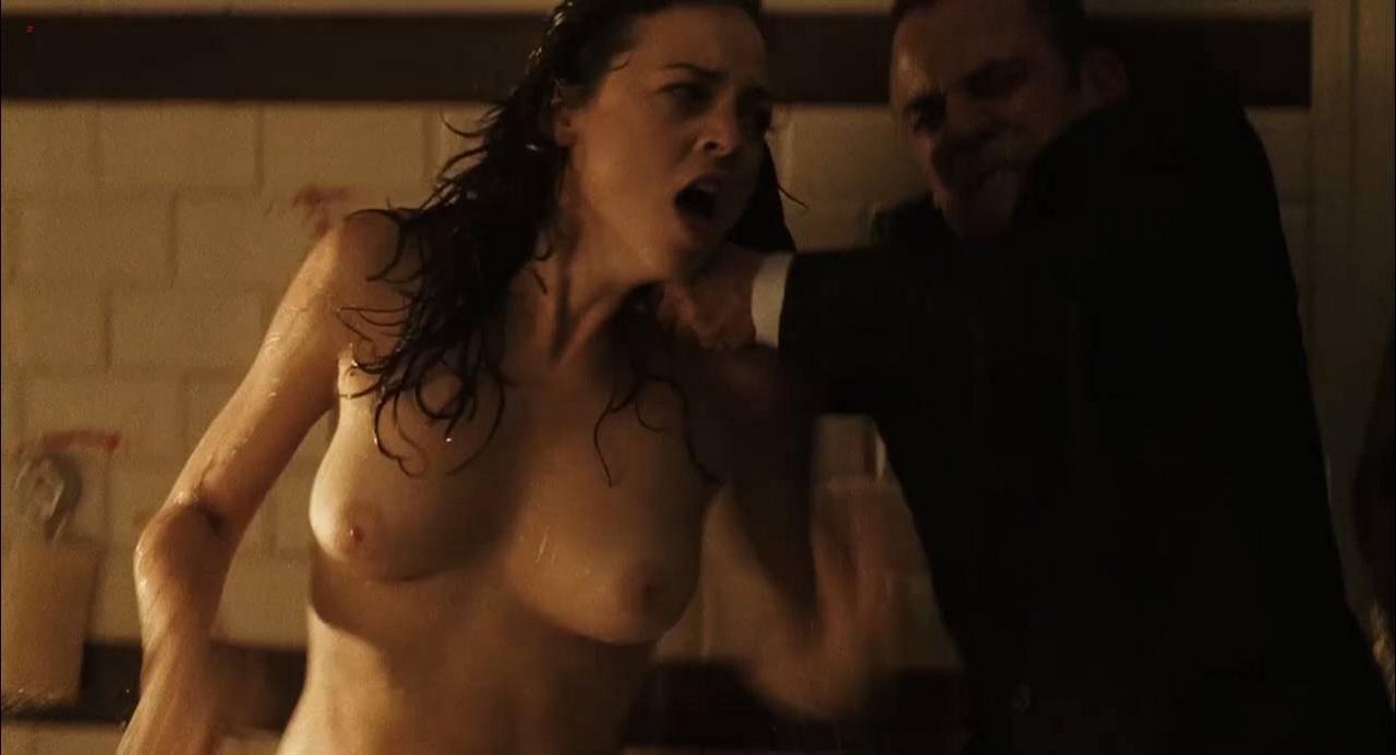 Leonor Watling cleavage movie scene 2006 Leonor Watling cleavage movie scene 2006