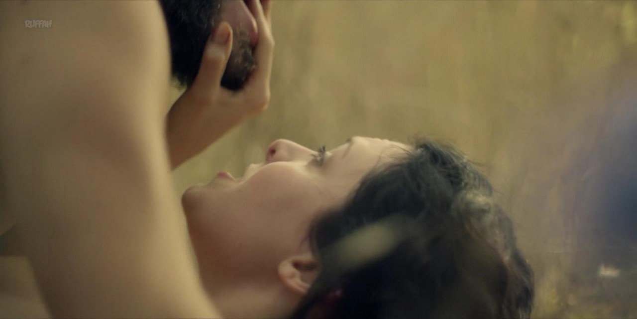 Lise Slabber bare butt in Troy: Fall Of A City - S01E01 Lise Slabber bare butt in Troy: Fall Of A City - S01E01