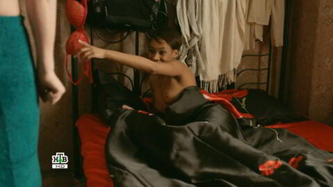 Liza Martines Nude Shameless RU S01E04 2017 1