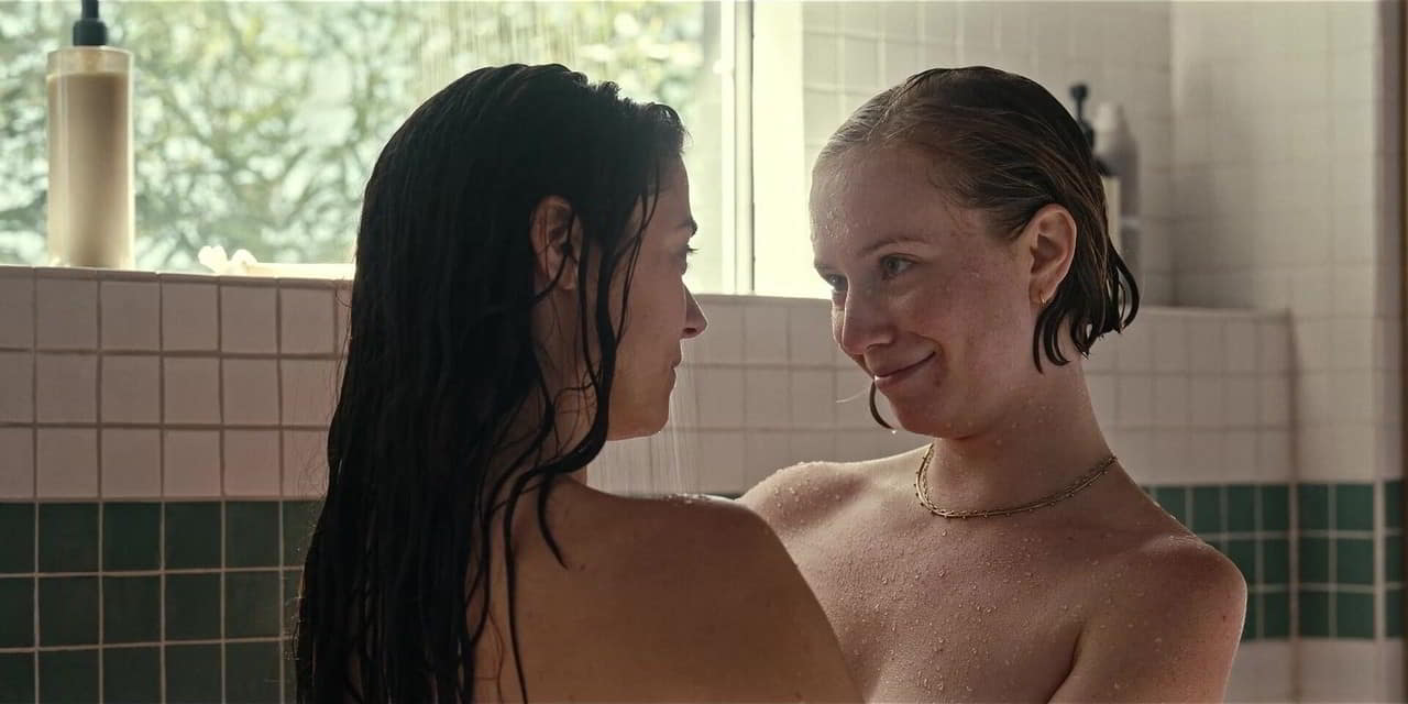 Naked Lorenza Izzo, Hannah Einbinder hot video Naked Lorenza Izzo, Hannah Einbinder hot video