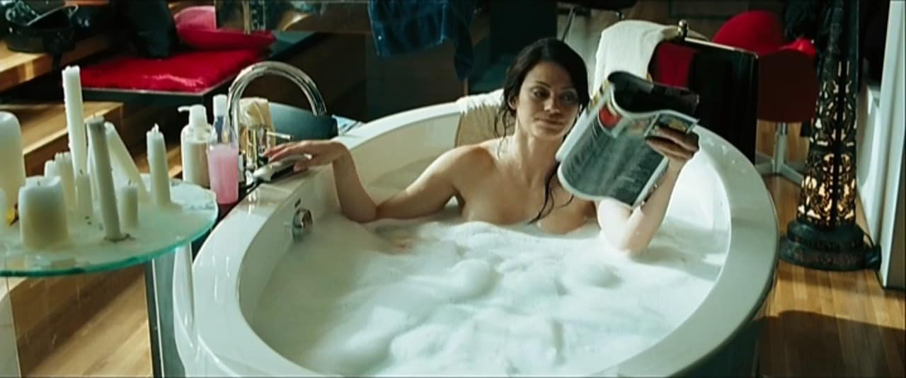 Lucie Laurier nude scene in Nitro Lucie Laurier nude scene in Nitro