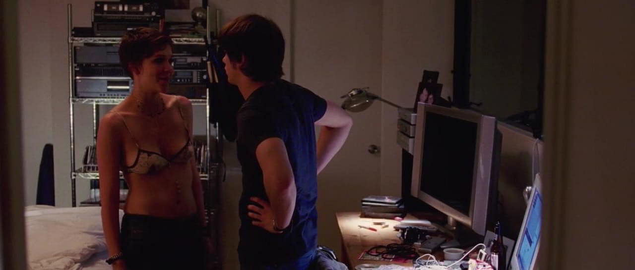 Maggie Gyllenhaal cleavage movie scene 2005 Maggie Gyllenhaal cleavage movie scene 2005