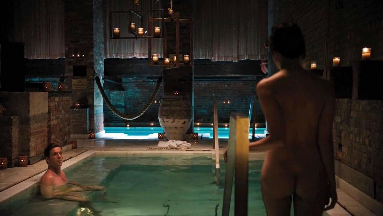Maggie Siff bare butt in Billions - S01E06 Maggie Siff bare butt in Billions - S01E06