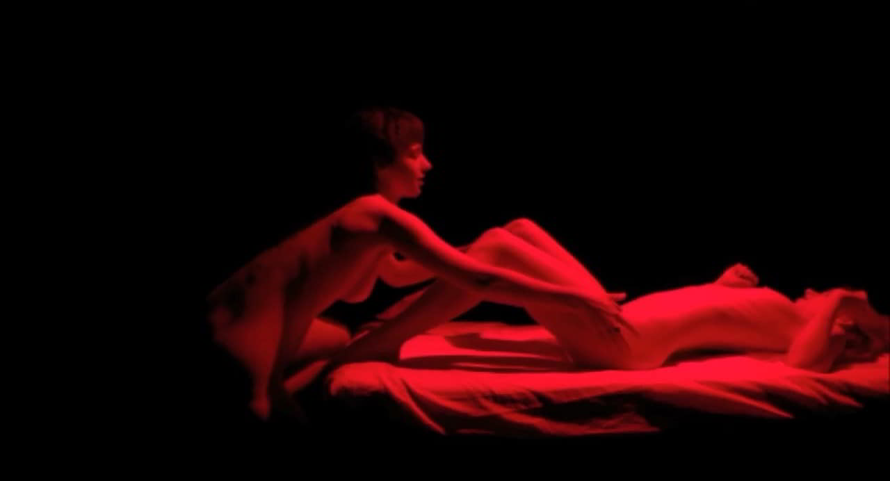 Manon Delauvaux, Nora Dolmans topless Switch Manon Delauvaux, Nora Dolmans topless Switch