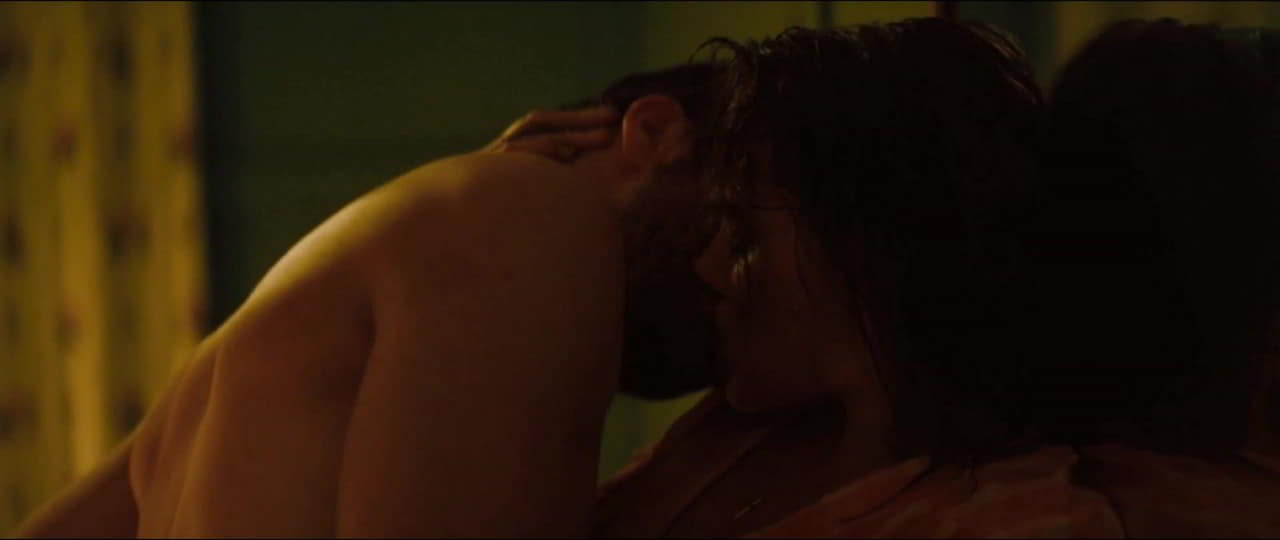 Margot Robbie bare butt in Z for Zachariah Margot Robbie bare butt in Z for Zachariah
