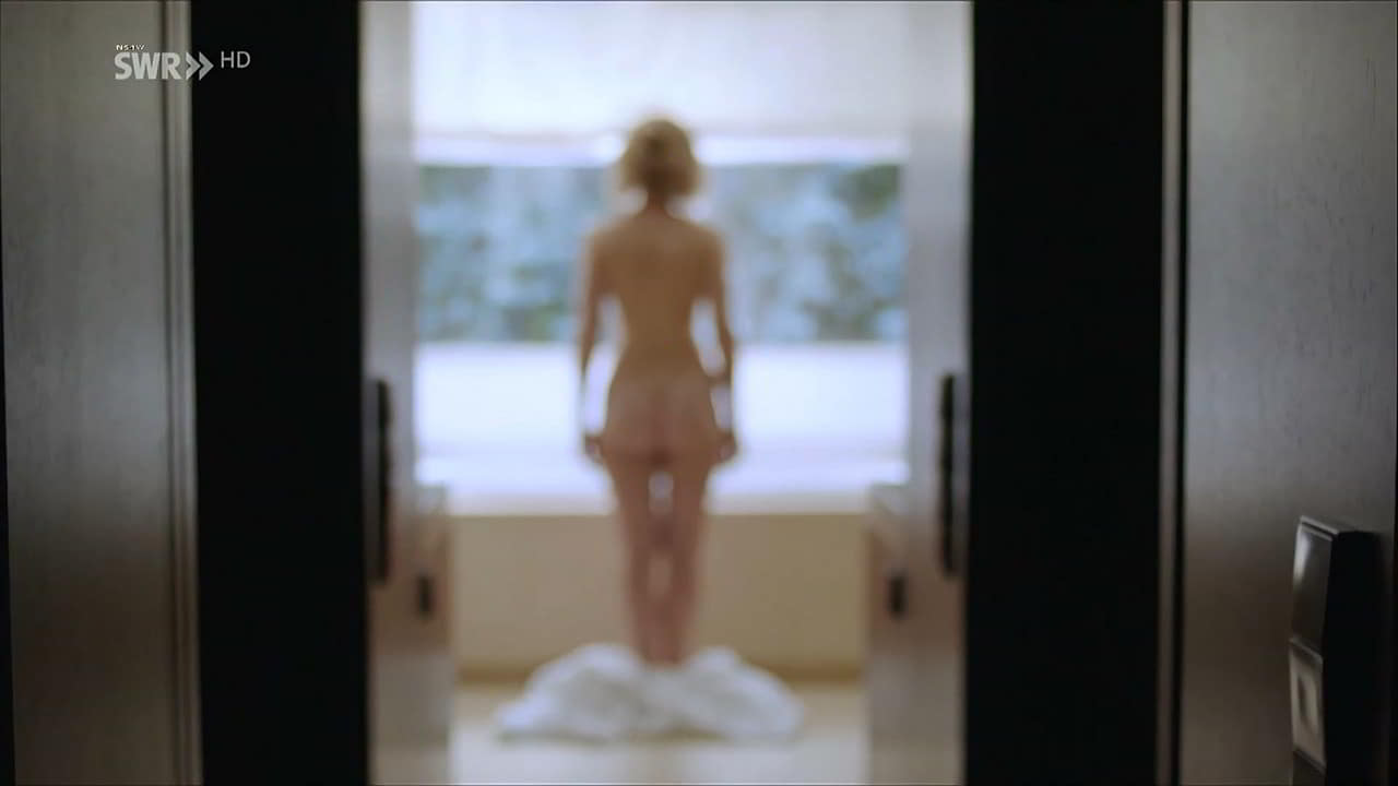 Marion Mitterhammer bare butt in Tatort - E921 Marion Mitterhammer bare butt in Tatort - E921