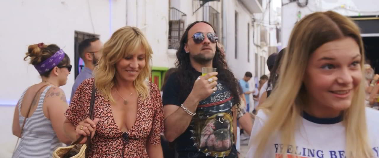 Mathilde Seigner, Frуdуrique Bel, Marie de Dinechin cleavage movie scene 2019 Mathilde Seigner, Frуdуrique Bel, Marie de Dinechin cleavage movie scene 2019