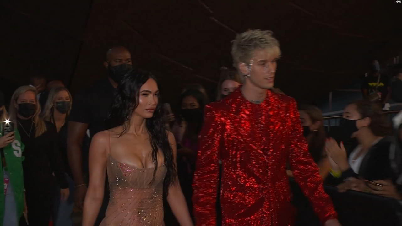 Megan Fox bare butt in MTV Video Music Awards Megan Fox bare butt in MTV Video Music Awards