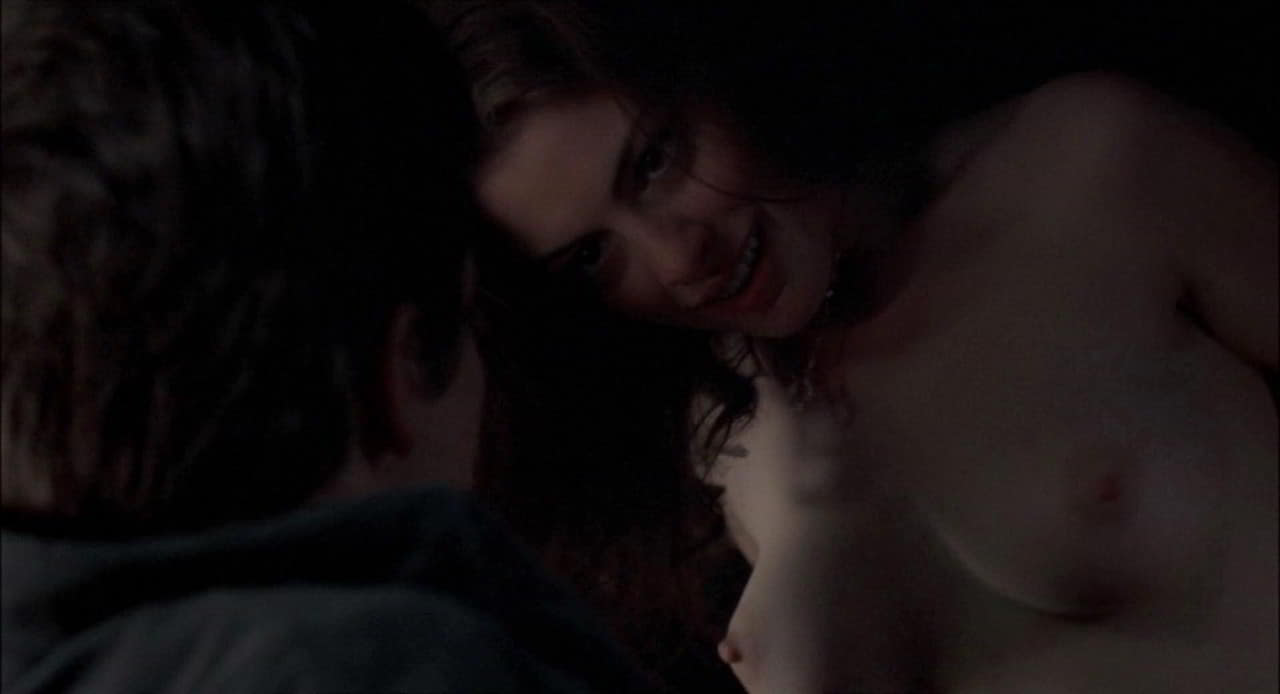 Michelle Williams, Anne Hathaway cleavage movie scene 2005 Michelle Williams, Anne Hathaway cleavage movie scene 2005