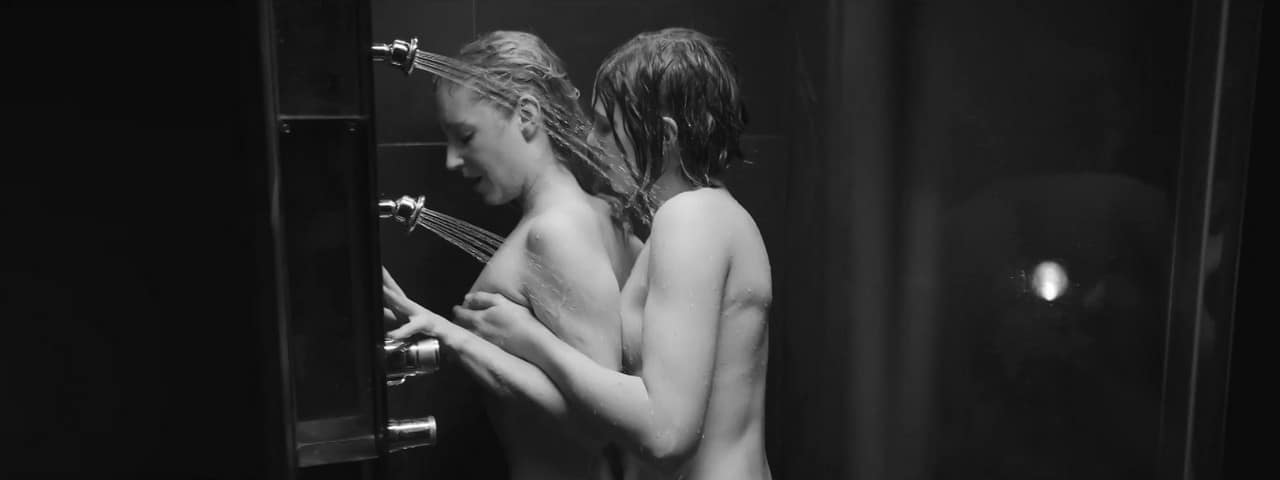 Miriam Anna Schroetter, Anna Heidegger cleavage movie scene 2020 Miriam Anna Schroetter, Anna Heidegger cleavage movie scene 2020