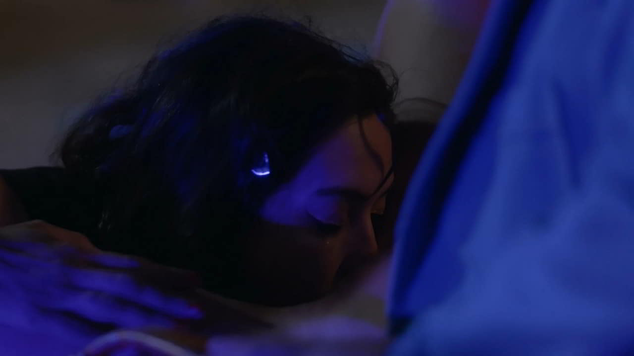 Mishel Prada, Roberta Colindrez nude scene in Vida - S03E04 Mishel Prada, Roberta Colindrez nude scene in Vida - S03E04